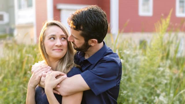 couple hugging