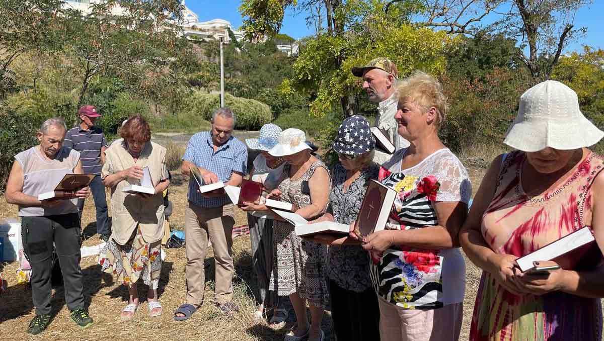 Those who were baptized received their own Bibles, and then celebrated with a feast!