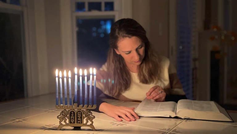 hanukkah lights