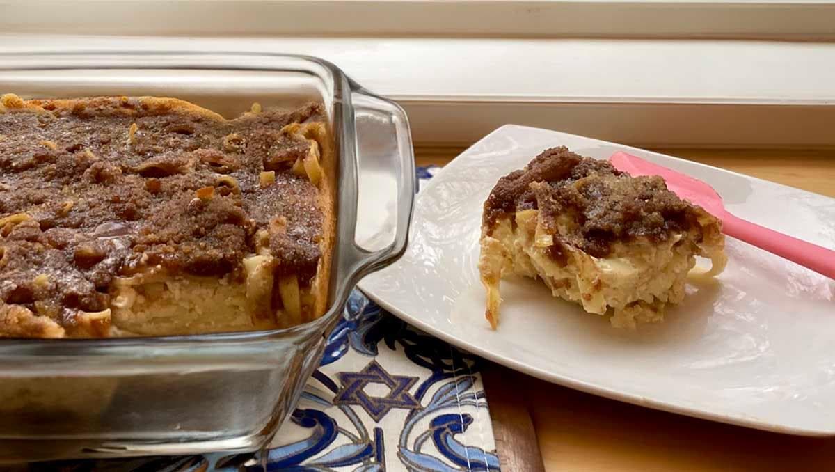 Apple Streusel Kugel