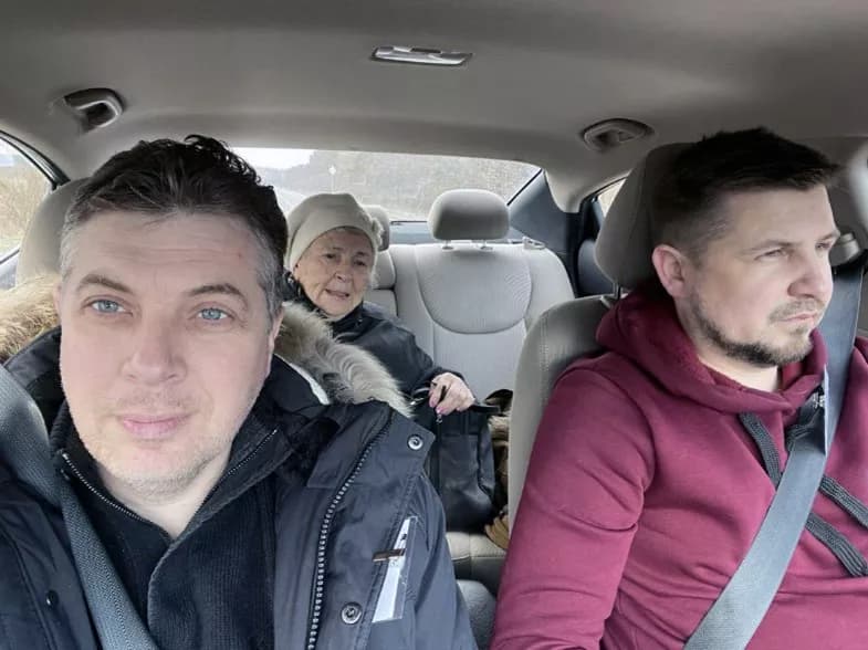 Anatoli from our Ukraine team (above on left) with Valentina en route to the Ukraine-Poland border