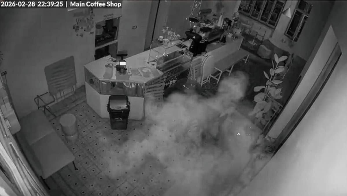 Jews for Jesus coffee shop windows destroyed in Iran missile attack