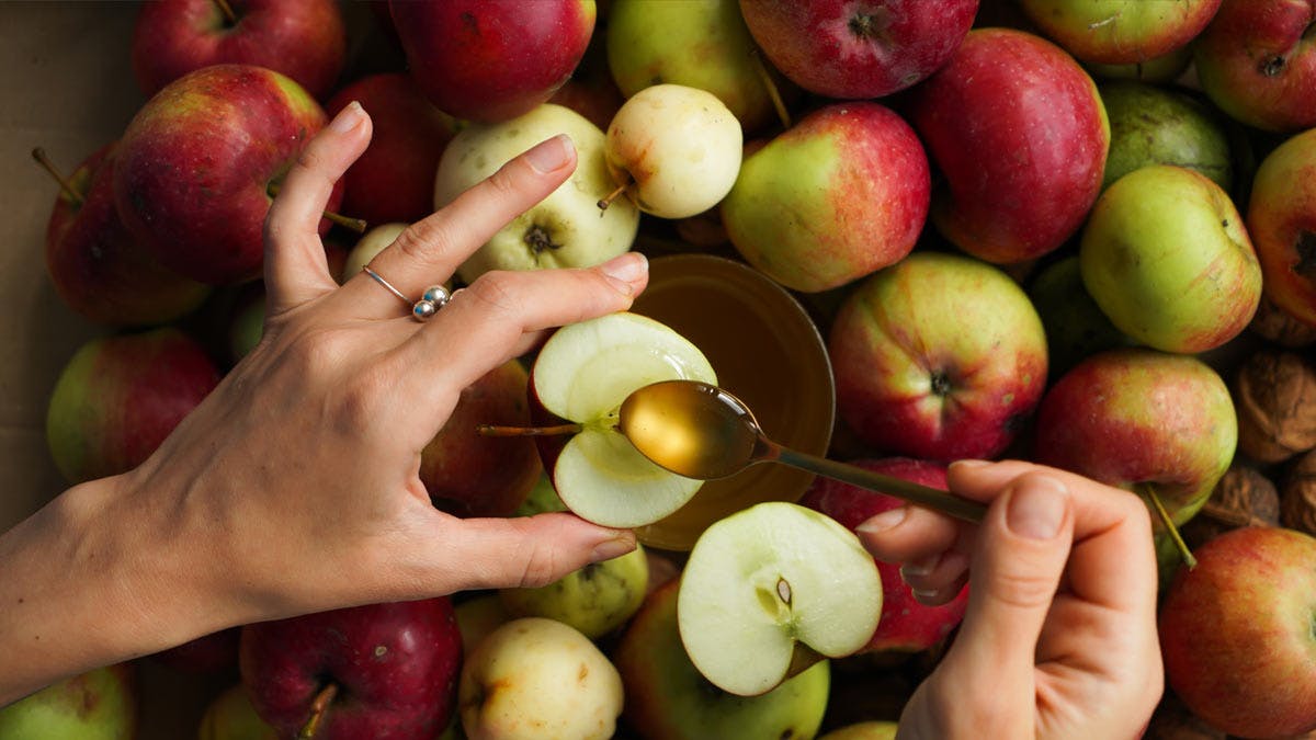 Apples and Honey for Rosh Hashana