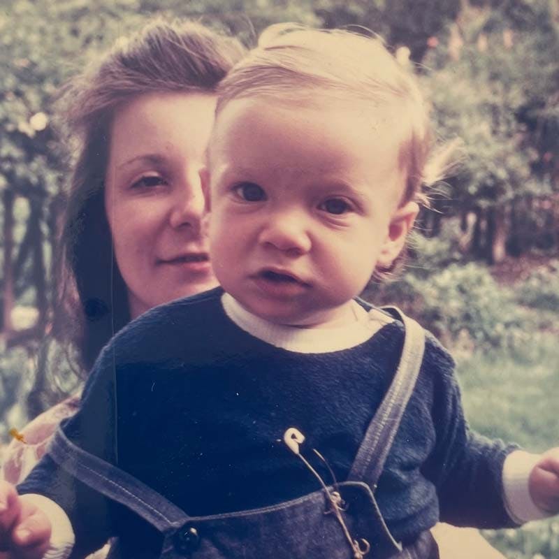 Young Ziggy with his mom